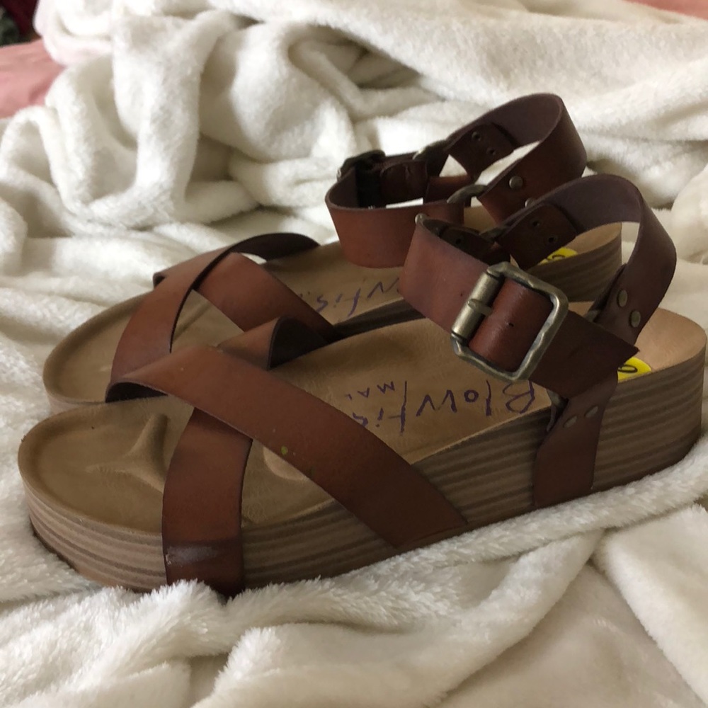 Used Blowfish Sandals Size 9
